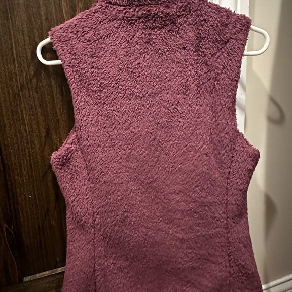 Women’s Los Gatos fleece vest, great condition! - Picture 3 of 3